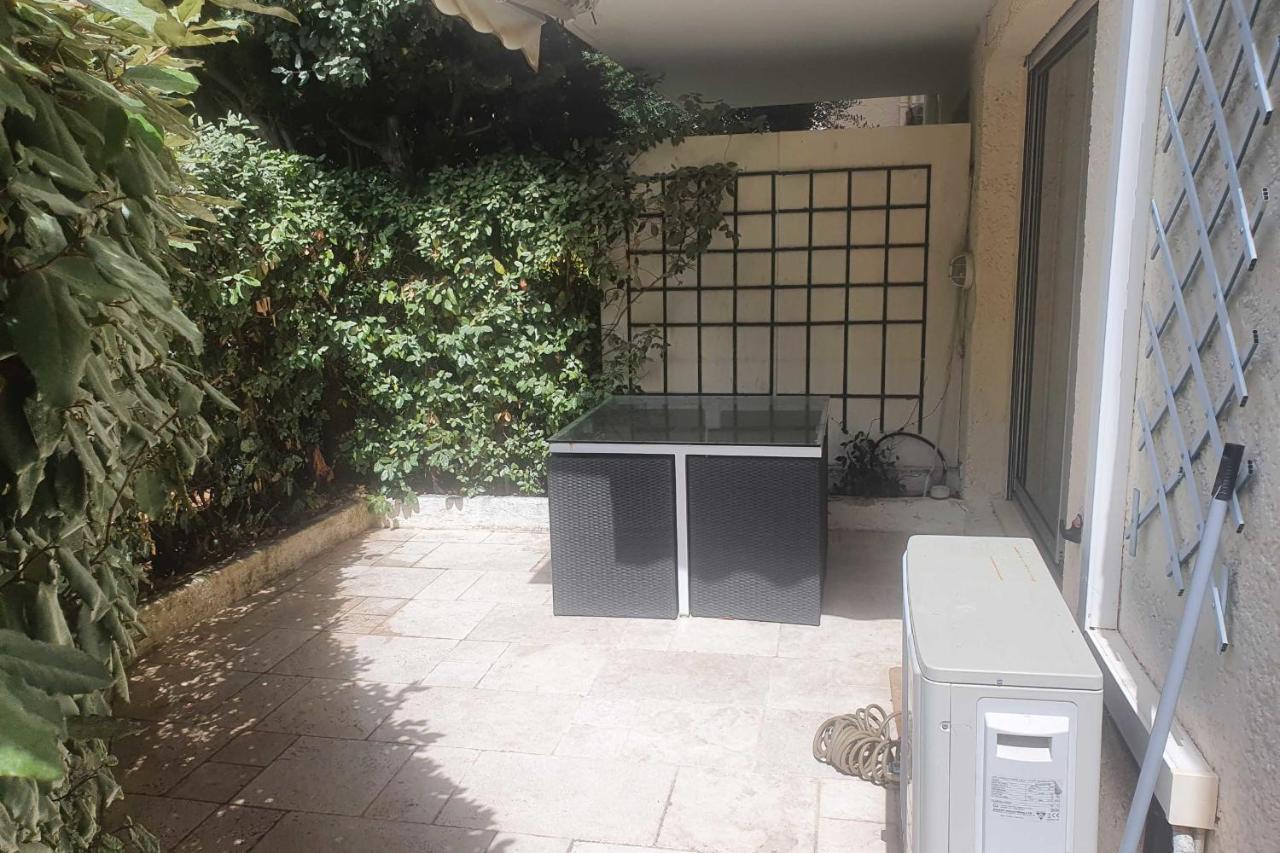 Charming 42M With Terrace In The City Center Saint-Tropez Dış mekan fotoğraf